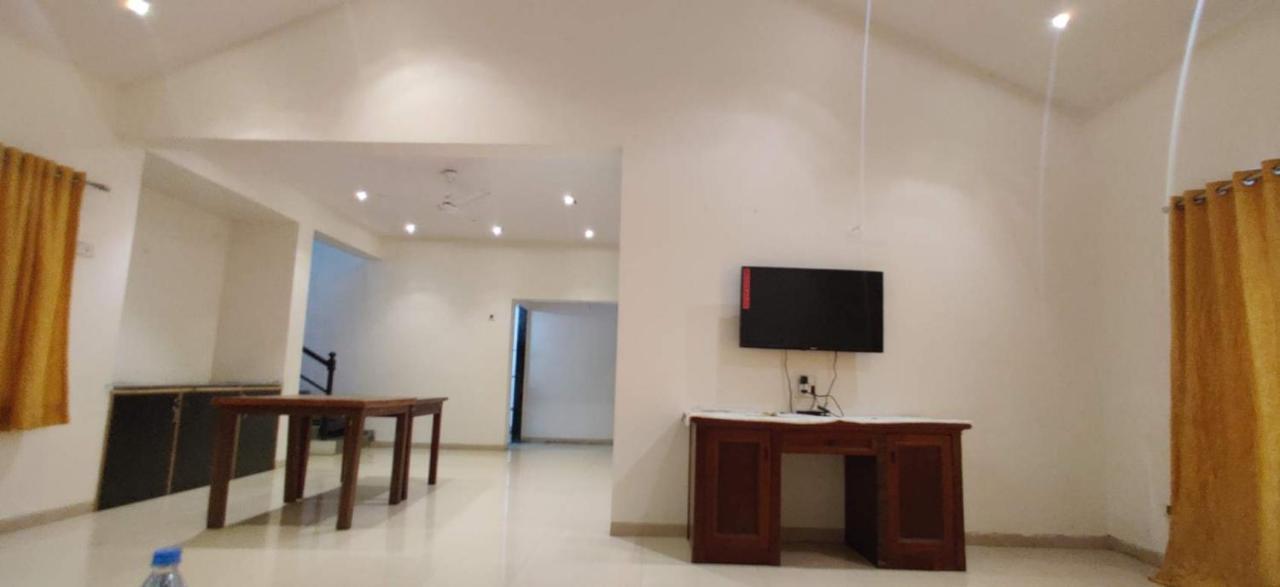 Air 2Bhk Infinity Igatpuri Exterior foto