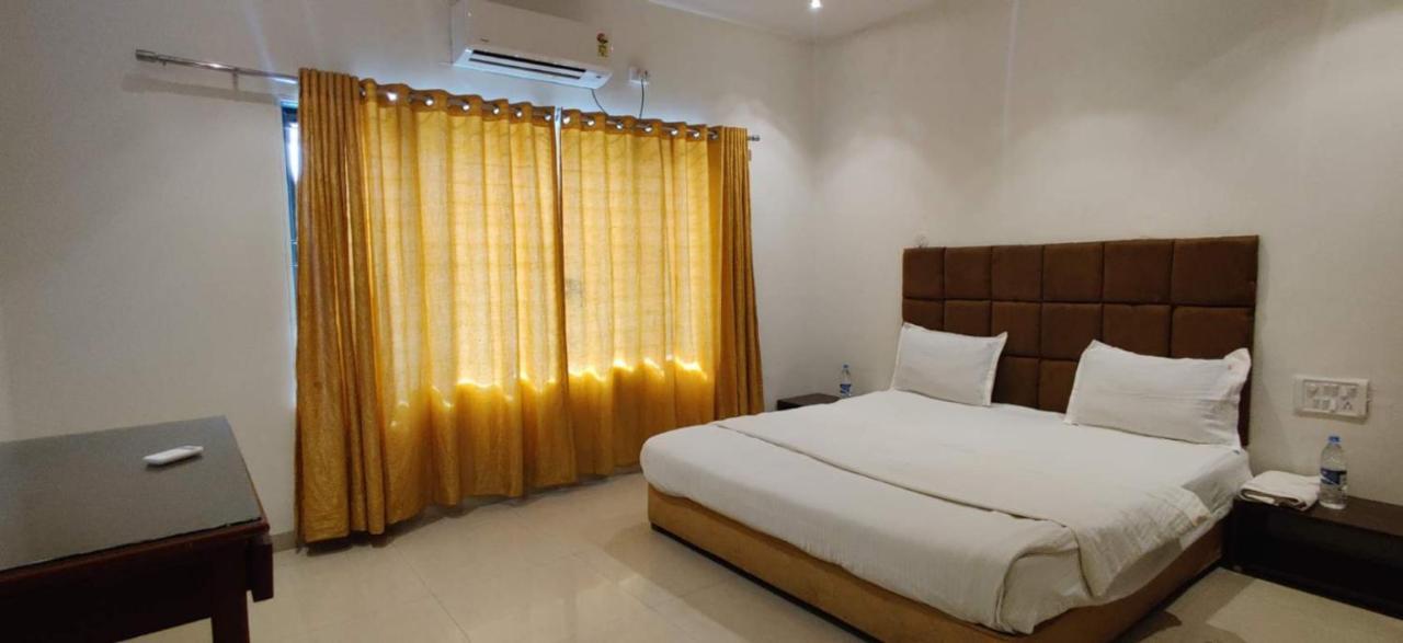 Air 2Bhk Infinity Igatpuri Exterior foto
